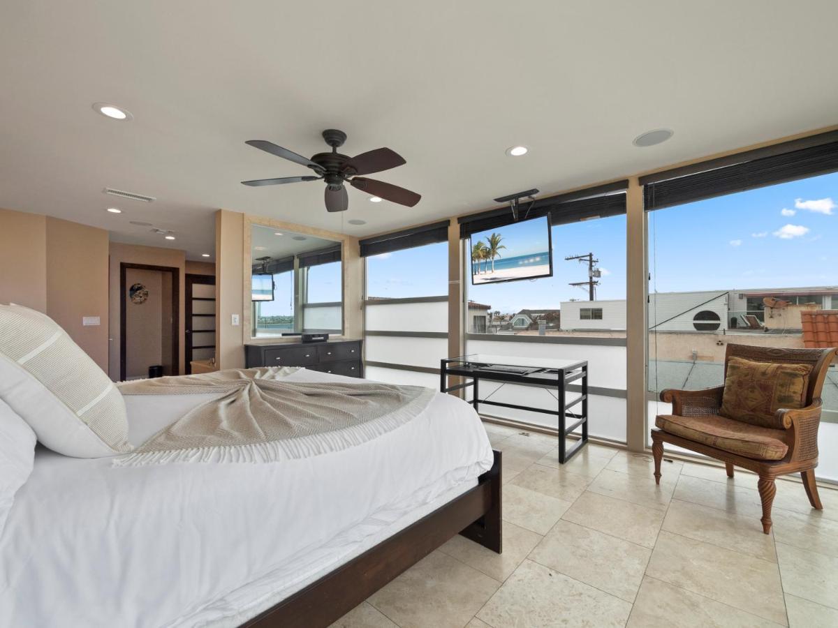 Stunning Bayfront Condo With Gorgeous Views, Garage, Massive Roof Deck & Ac - Dogs Welcome! San Diego Exterior photo