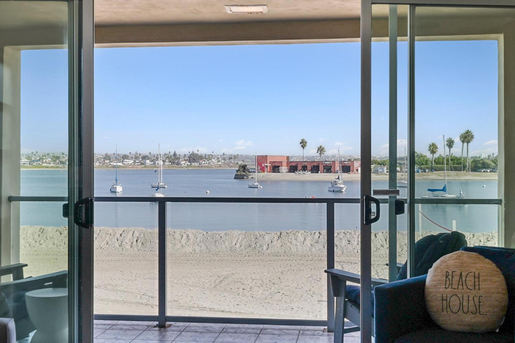 Stunning Bayfront Condo With Gorgeous Views, Garage, Massive Roof Deck & Ac - Dogs Welcome! San Diego Exterior photo